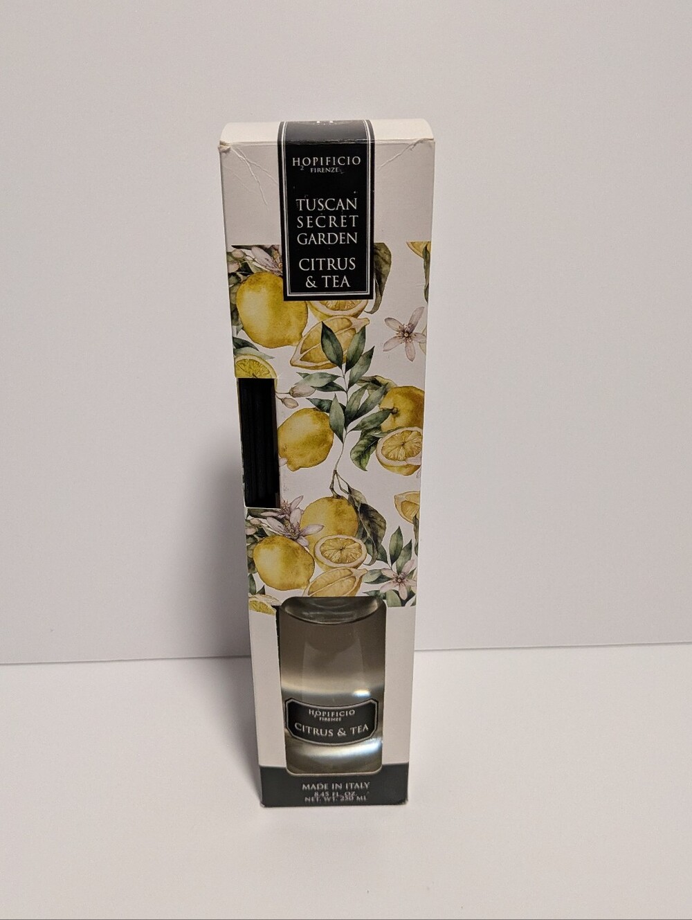 Hopificio Firenze Tuscan Secret Garden Collection Reed Diffuser in Citrus & Tea.